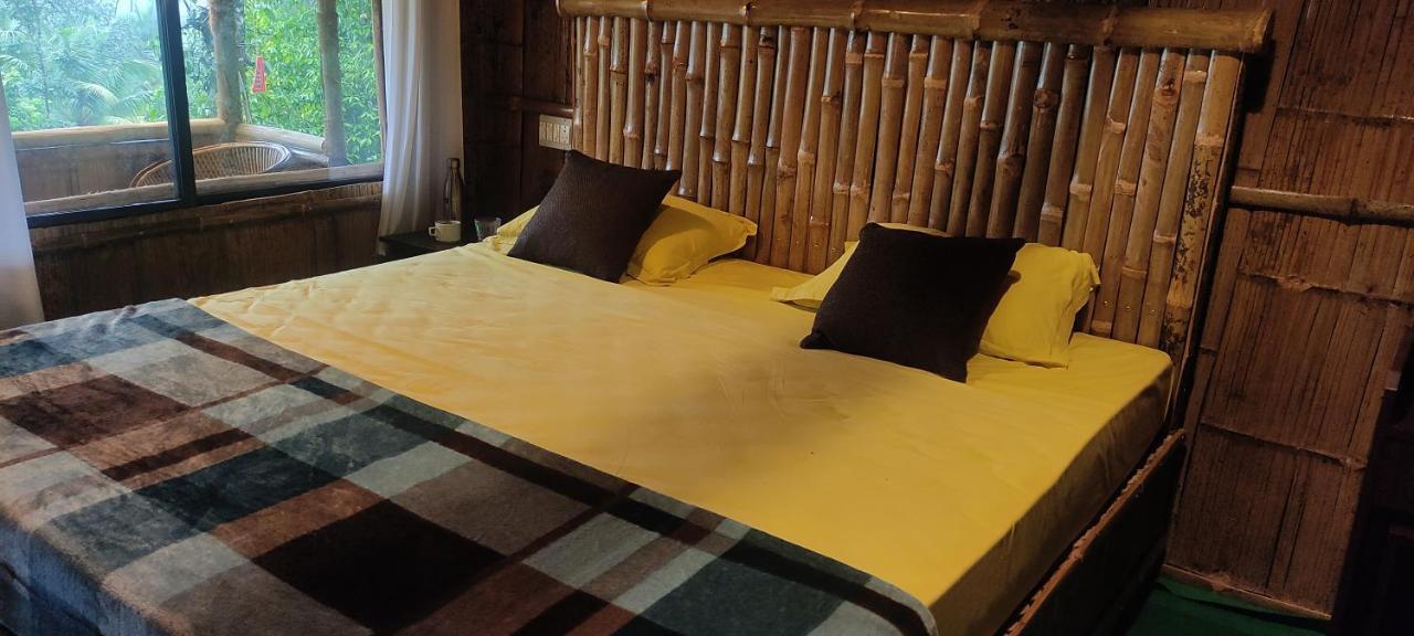 Fab - Bamboo Hut With Open Shower Munnar Luaran gambar